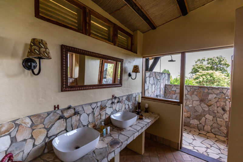 Kyambura Gorge Lodge- Standard Room Bathroom- Standard room