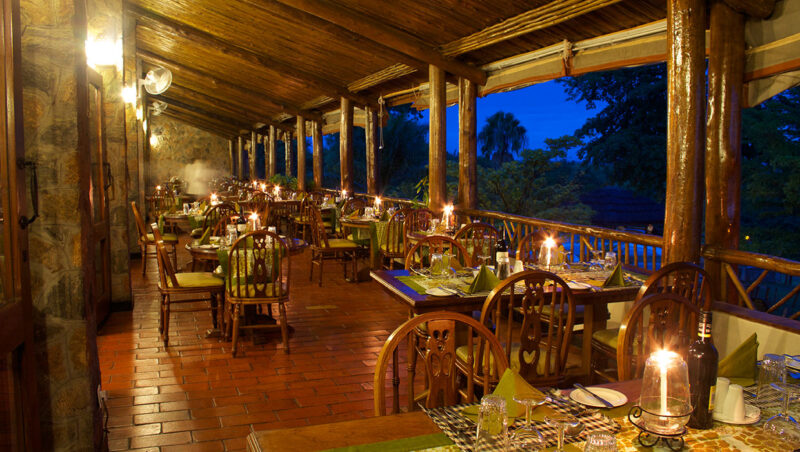Paraa Lodge - dining-room-and-terrace-dinner