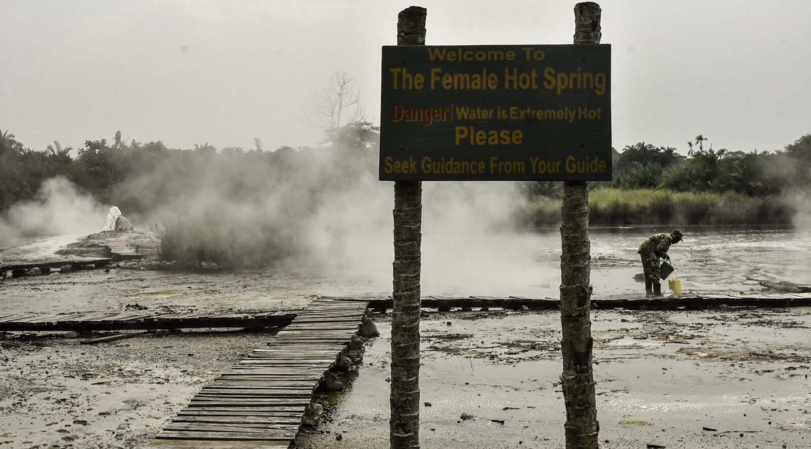Semuliki National Park Sempaya Female Hotsprings